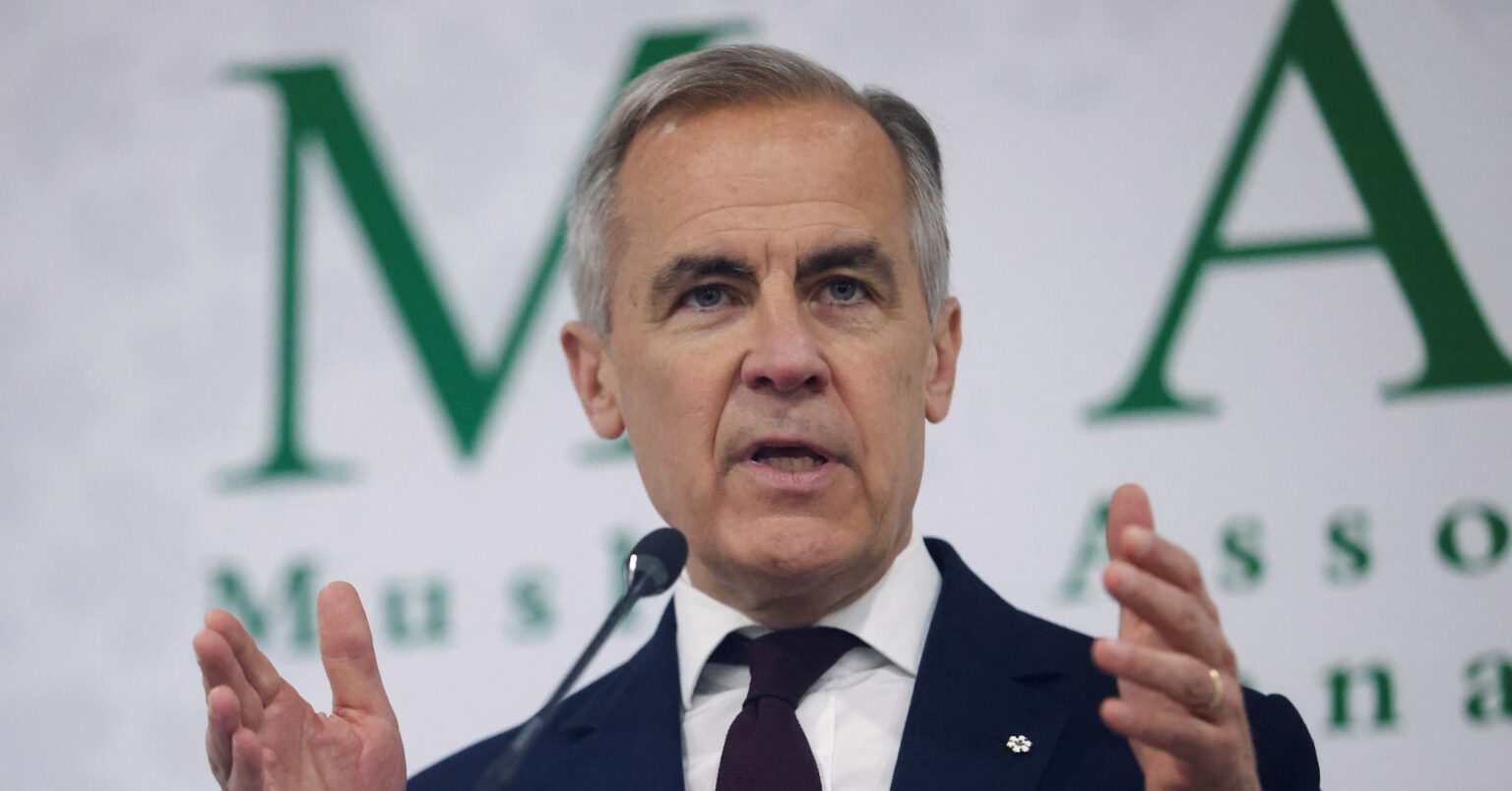 カナダ首相、国防費増額を誓約 NATO目標の年度内達成目指す | ロイター カナダ首相、国防費増額を誓約 NATO目標の年度内達成目指す | ロイター