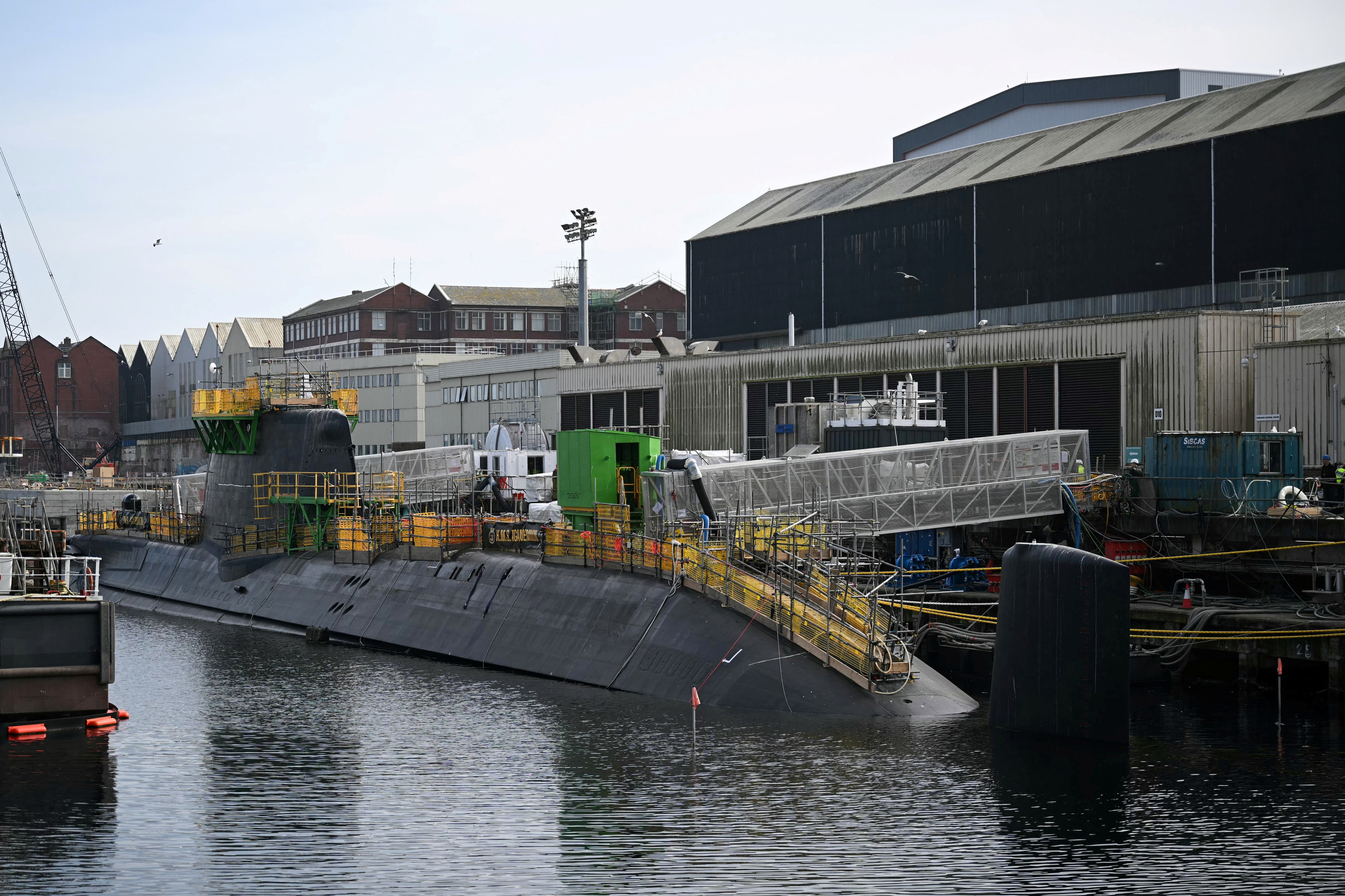 英国、潜水艦建造能力に80億ドル超投資へ