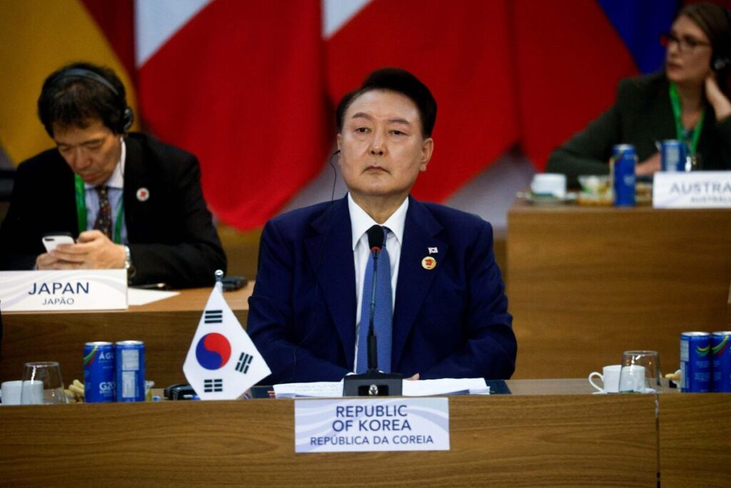 四面楚歌の韓国大統領、弾劾回避の可能性－与党議員はジレンマに直面 - Bloomberg