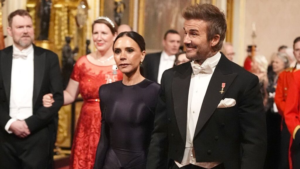 デビッド&ヴィクトリア・ベッカム夫妻、イギリス王室の公式晩さん会に初出席 | Vogue Japan デビッド&ヴィクトリア・ベッカム夫妻、イギリス王室の公式晩さん会に初出席 | Vogue Japan