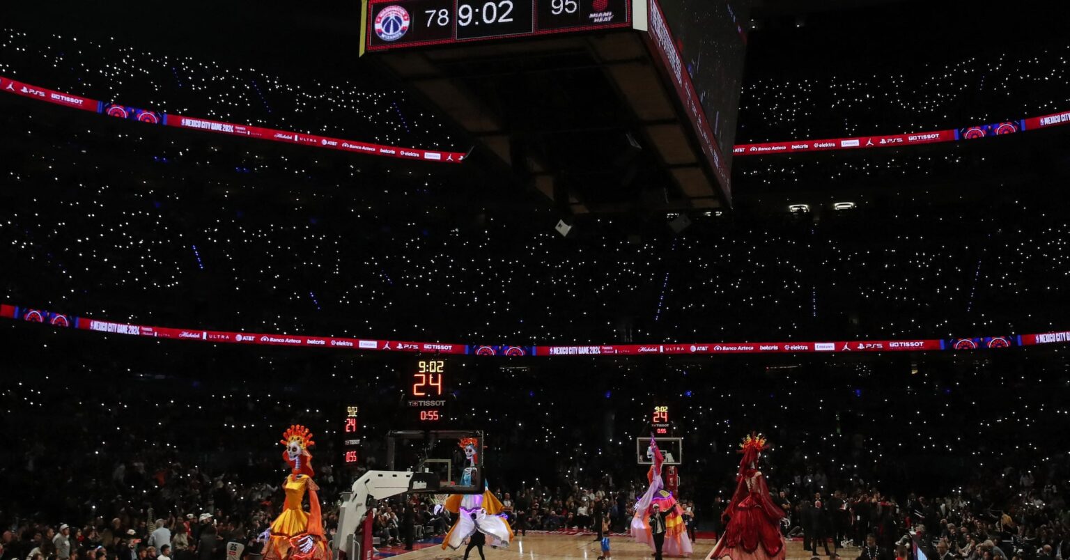 NBA=マーベリックスとピストンズ、メキシコで公式戦開催へ | ロイター NBA=マーベリックスとピストンズ、メキシコで公式戦開催へ | ロイター