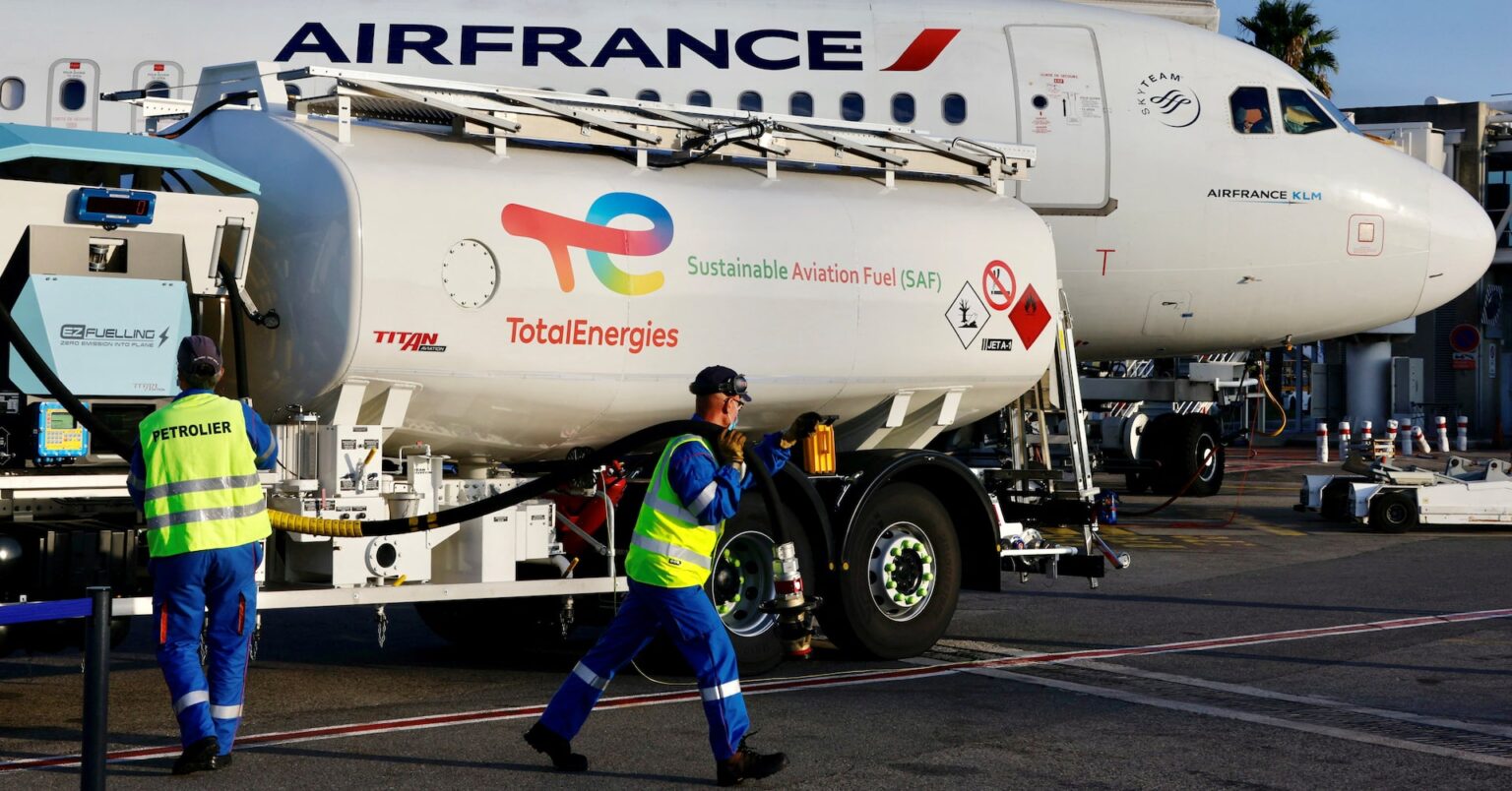 EU、SAF購入の航空会社に補助金支給へ クリーン燃料促進 | ロイター EU、SAF購入の航空会社に補助金支給へ クリーン燃料促進 | ロイター
