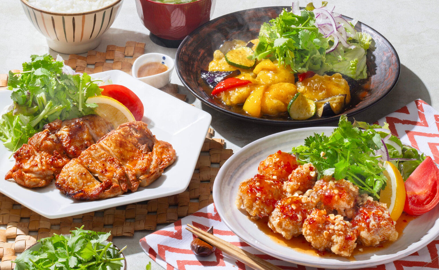 大戸屋“エスニック”メニュー発売！　クミンとチリがきいたタンドリーチキンや甘辛ソースで仕上げた唐揚げなど - グルメ Watch
