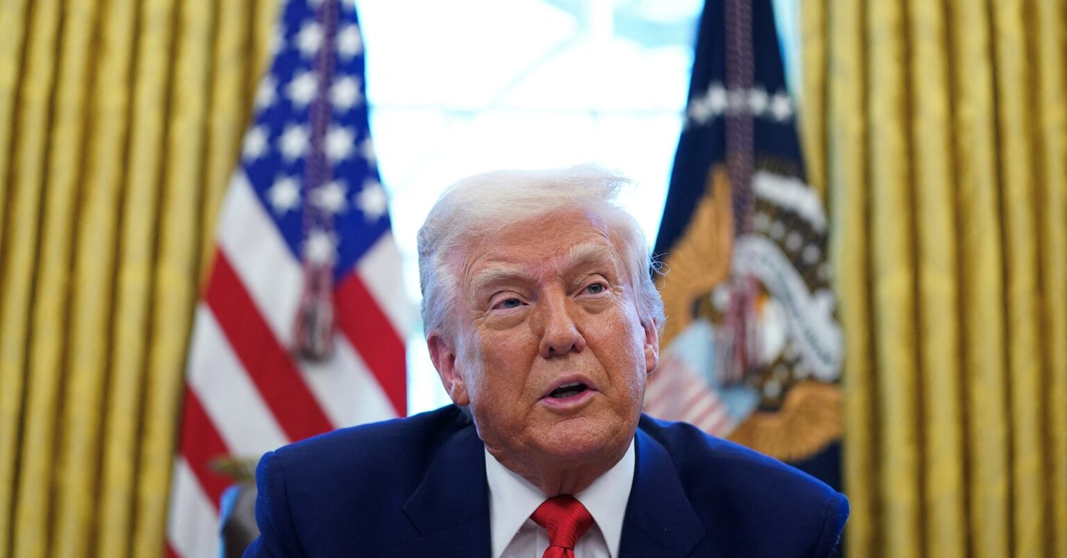 トランプ氏、イランに核合意促す　「虐殺終わらせる時間ある」 | ロイター