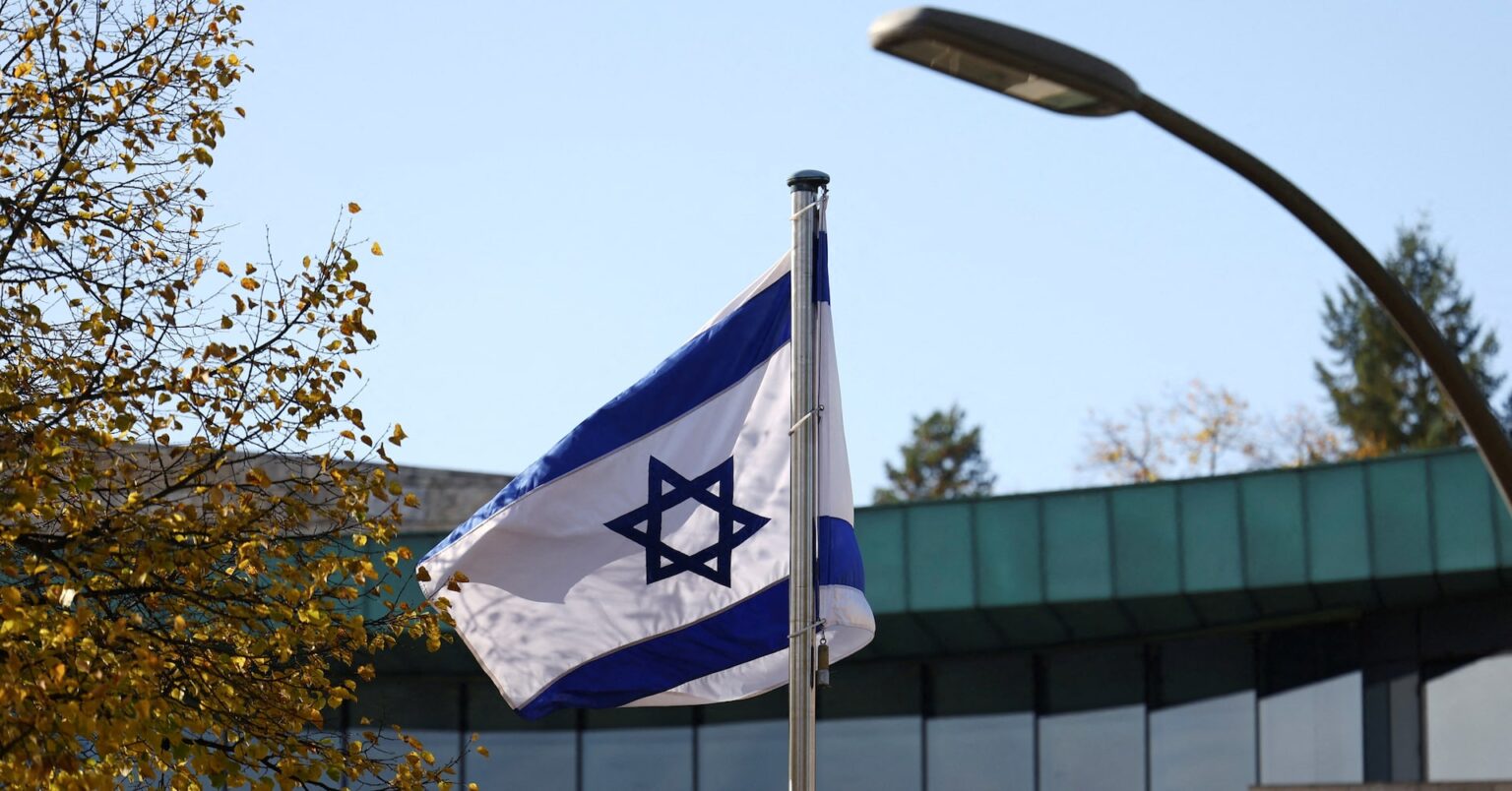 イスラエル、世界各地の大使館を閉鎖　対イラン攻撃開始受け | ロイター