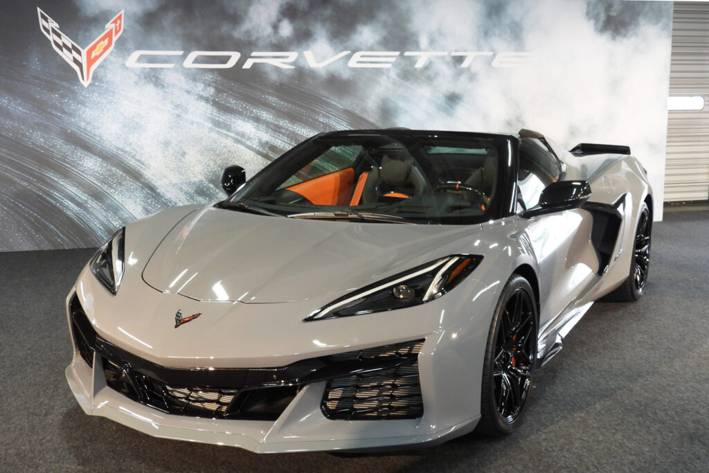 シボレー・コルベットZ06コンバーチブル（米国仕様）