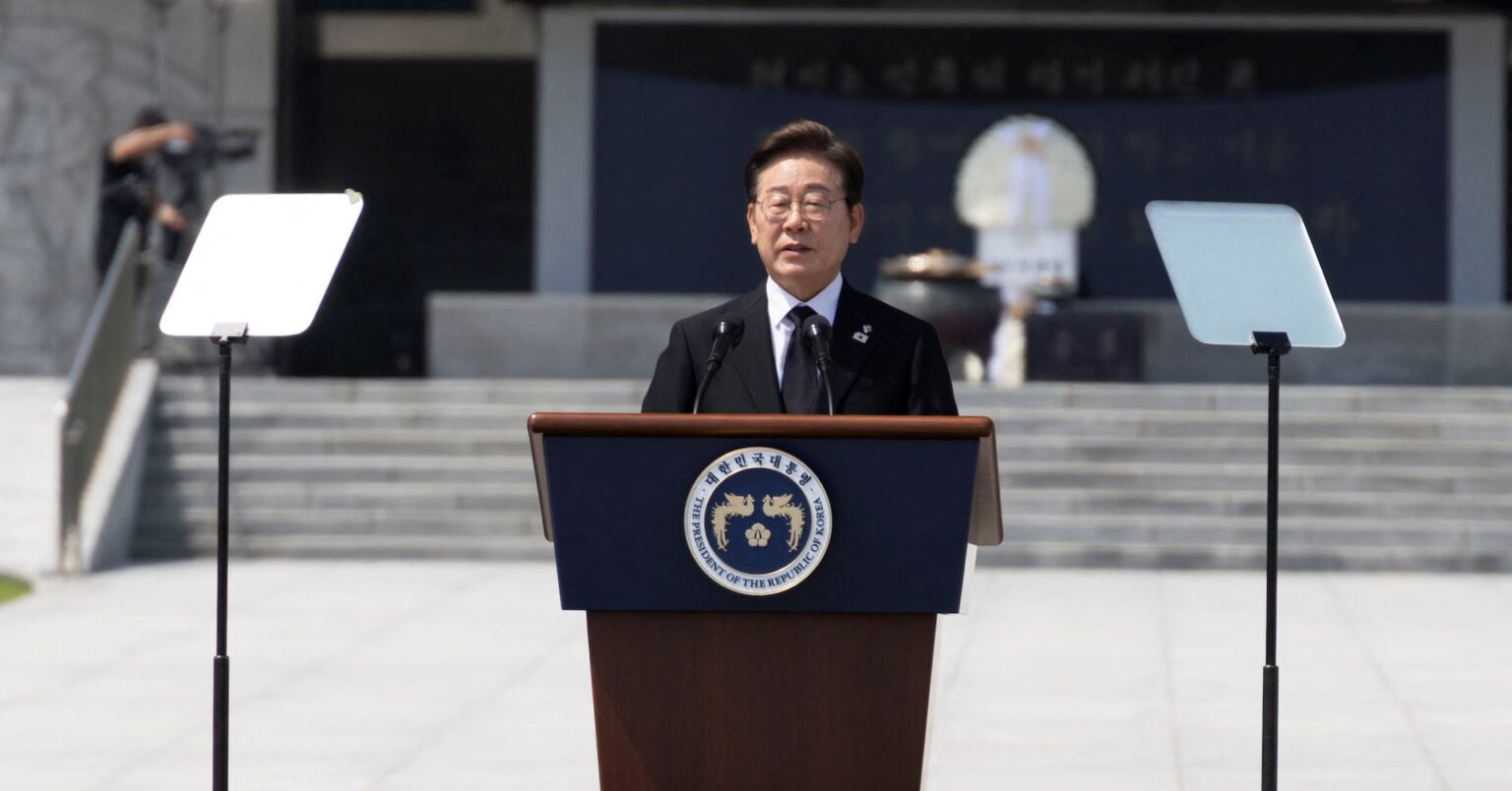 訂正-韓国大統領、日米首脳らと会談へ　Ｇ７サミット開催のカナダで | ロイター