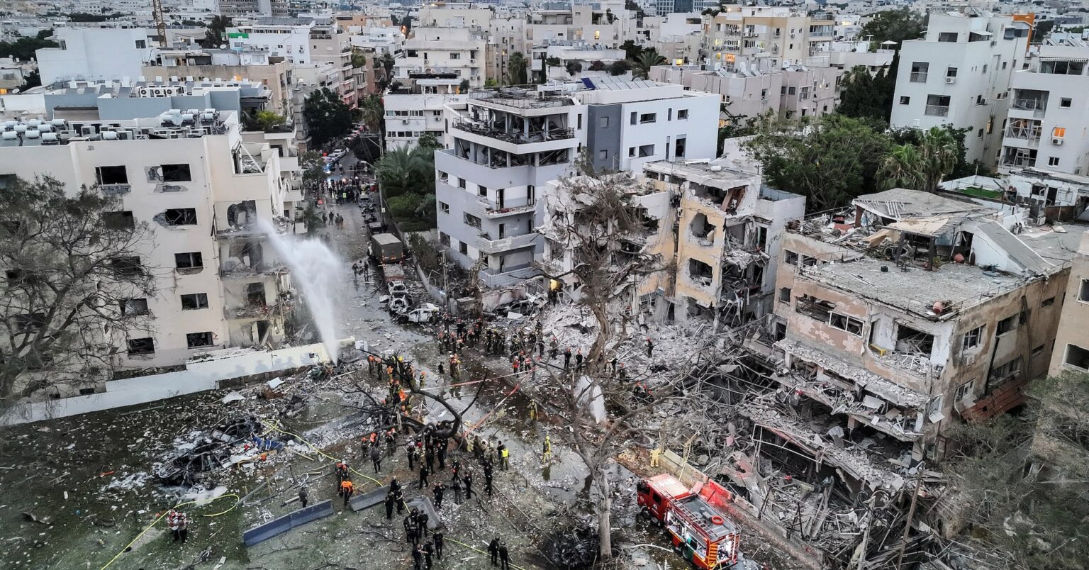 中国、国民のイスラエル出国促す　大使館「治安悪化」と警告 | ロイター