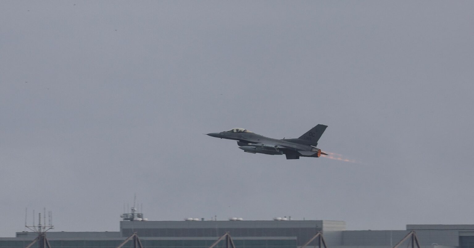 米軍、中東に戦闘機追加配備　イスラエル・イラン衝突受け＝当局者 | ロイター