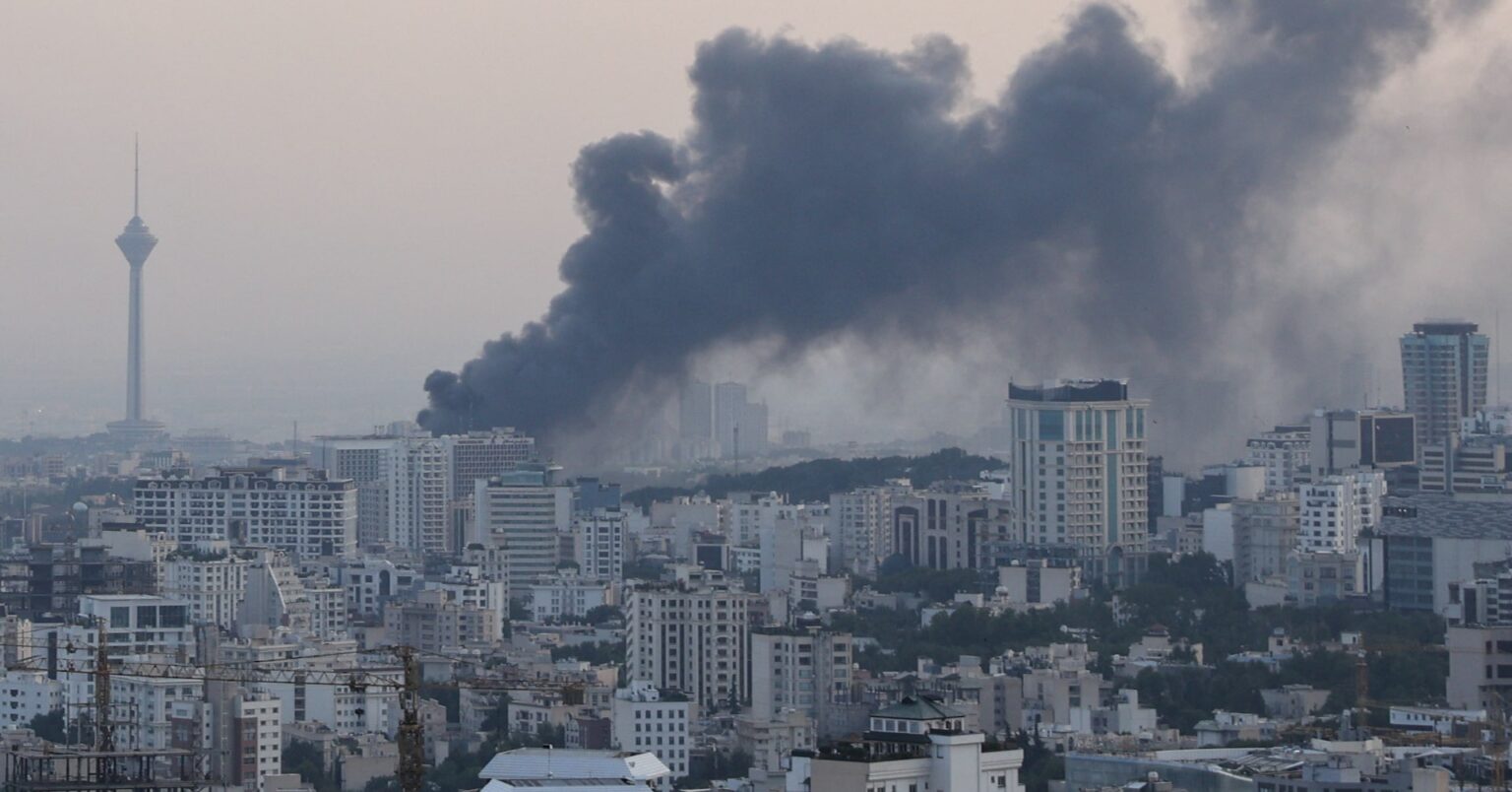 焦点：イラン制空権掌握のイスラエル、地下核施設破壊には米軍事力が必要 | ロイター