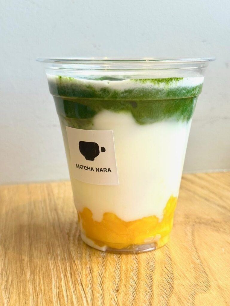夏の奈良に、三層のごほうびを。　MATCHA NARA × コンフィーステイ、五感で楽しむ季節限定ドリンク | 株式会社コンフィーステイのプレスリリース
