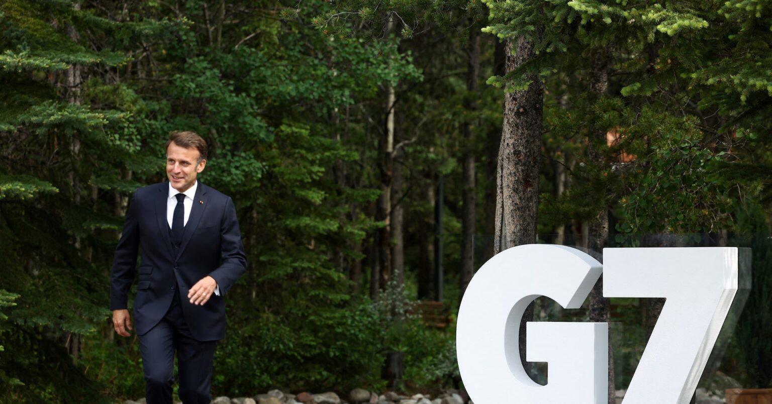 Ｇ７サミット、26年は仏エビアン開催　マクロン氏発表 | ロイター