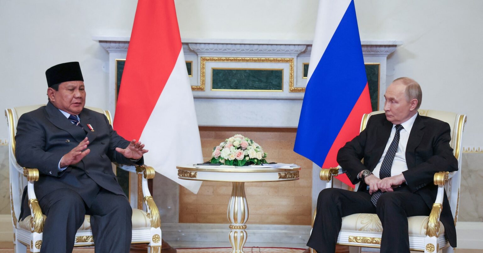 ロシア・インドネシア首脳が会談、戦略的パートナーシップ宣言に調印 | ロイター