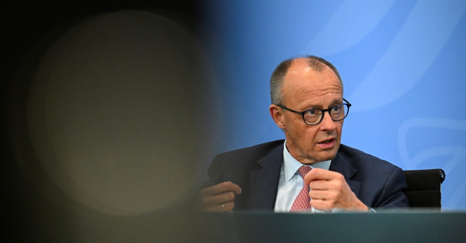 独首相、イスラエル首相に対イラン攻撃巡り自制求める＝関係筋 | ロイター