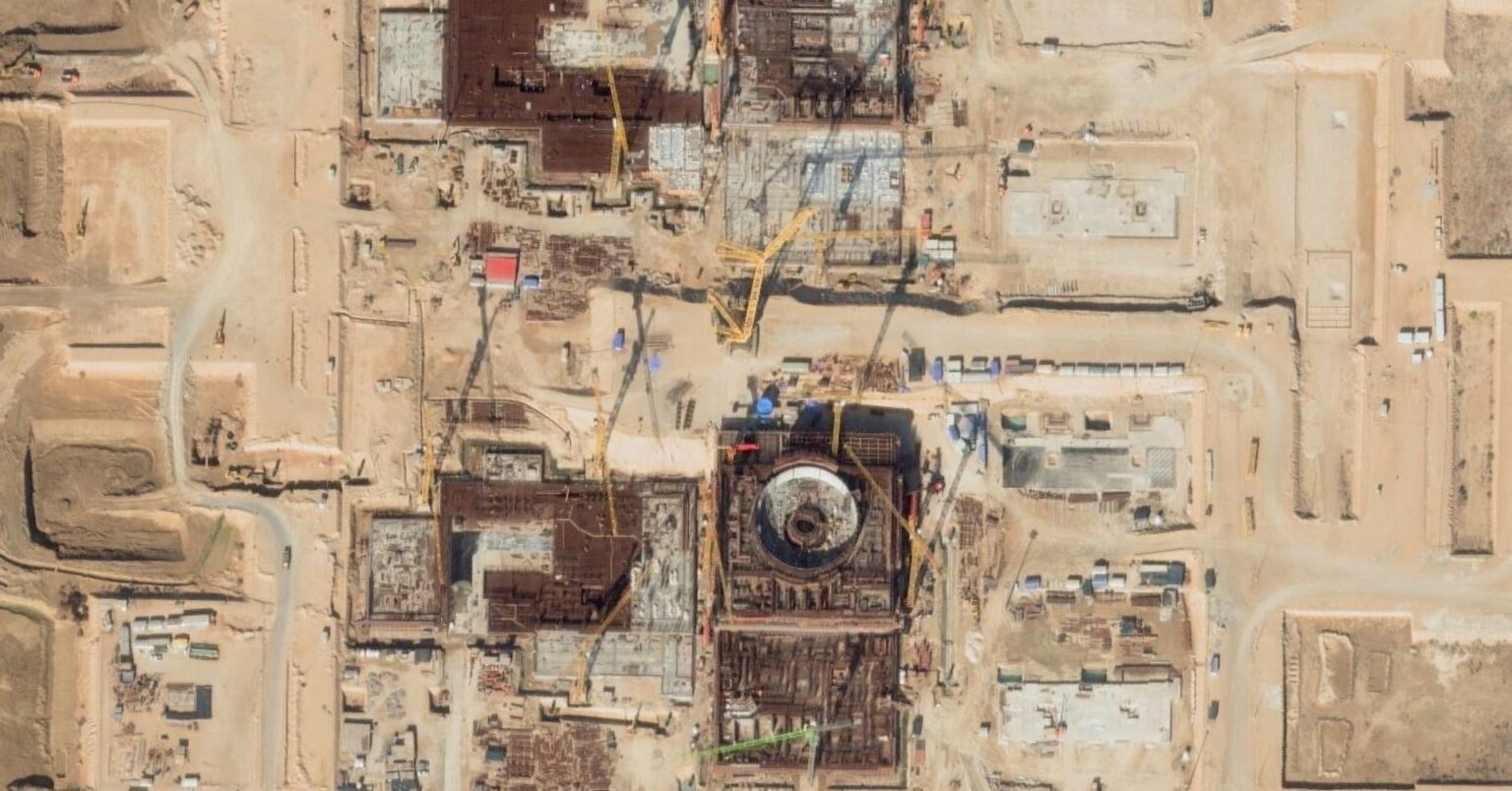 ロシア、イラン原発攻撃なら大惨事と警告、チェルノブイリ事故に匹敵 | ロイター