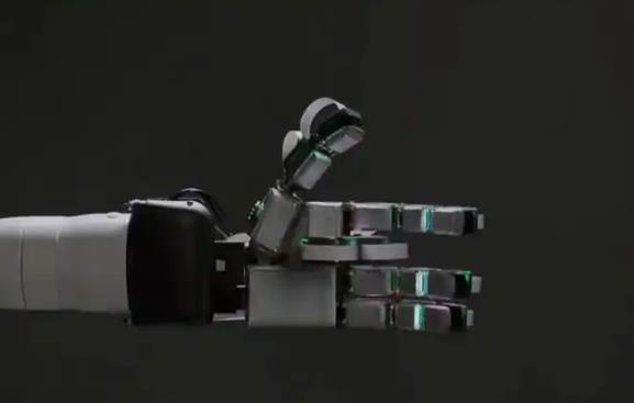 中国がバイオミメティックハンドの研究で新たな突破