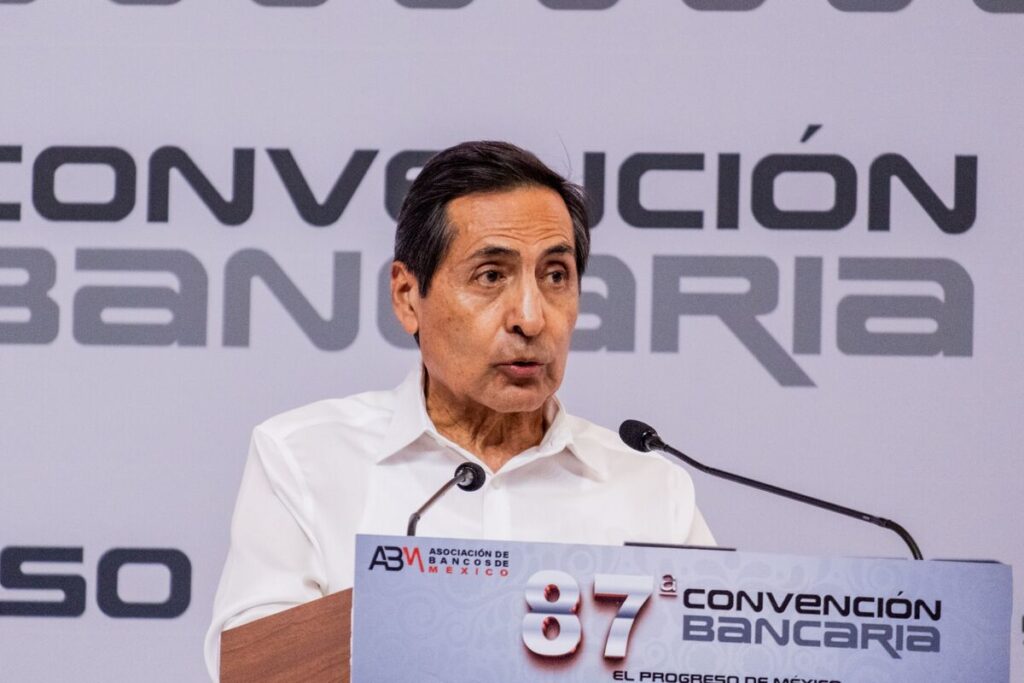 メキシコ財務相、ＮＹでＪＰモルガンやブラックロックのＣＥＯと会談 - Bloomberg