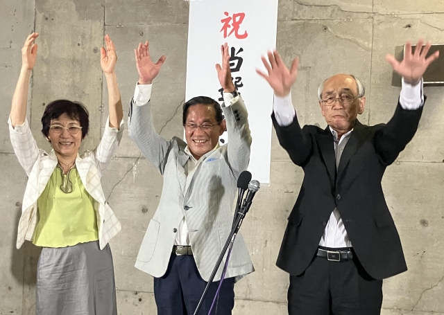 上田氏が7選　新人を下す - 奈良県大和郡山市長選