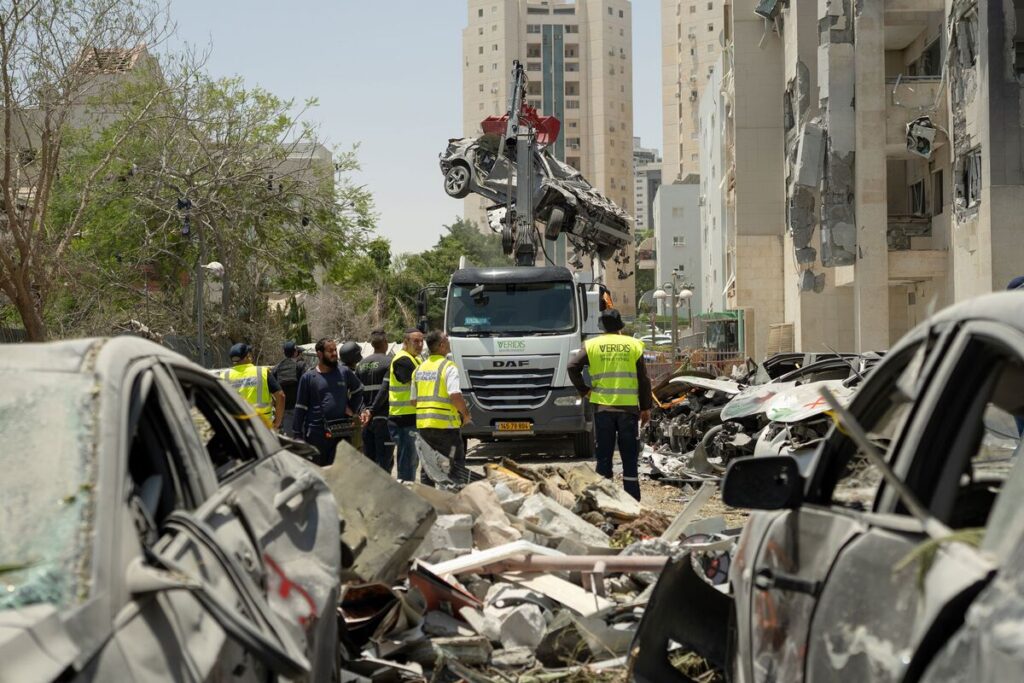 イスラエルとイラン、双方が勝利を主張－米国仲介の停戦は継続 - Bloomberg