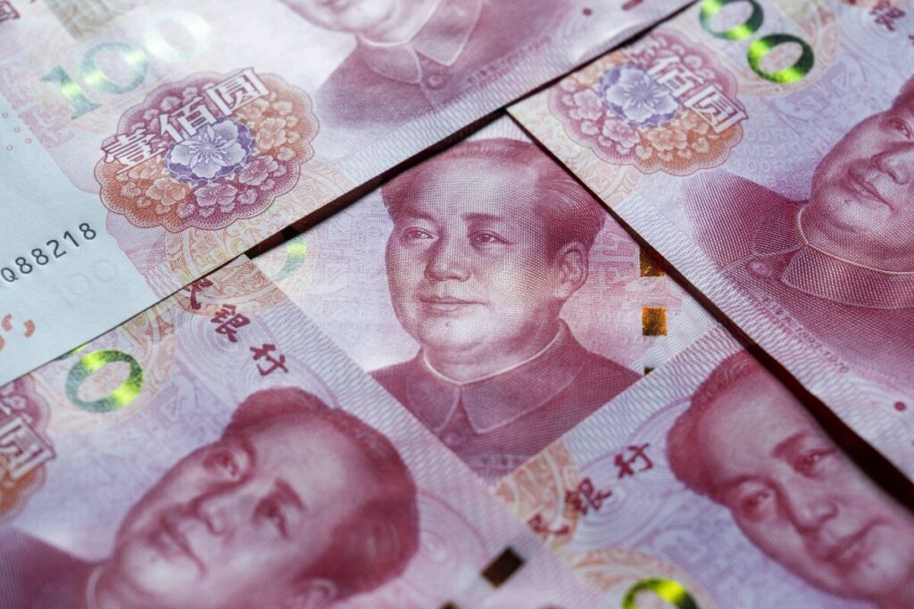 中国人民元に絶好のチャンス、ドル離れ促し国際金融の構図変える戦略 - Bloomberg
