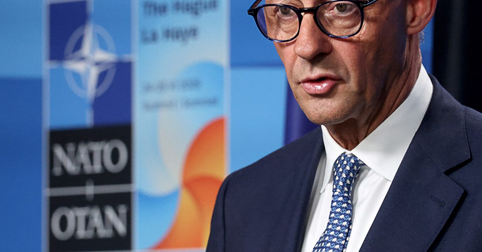 独首相、トランプ氏に米の役割強化要請 ウクライナ紛争終結へ | ロイター 独首相、トランプ氏に米の役割強化要請 ウクライナ紛争終結へ | ロイター