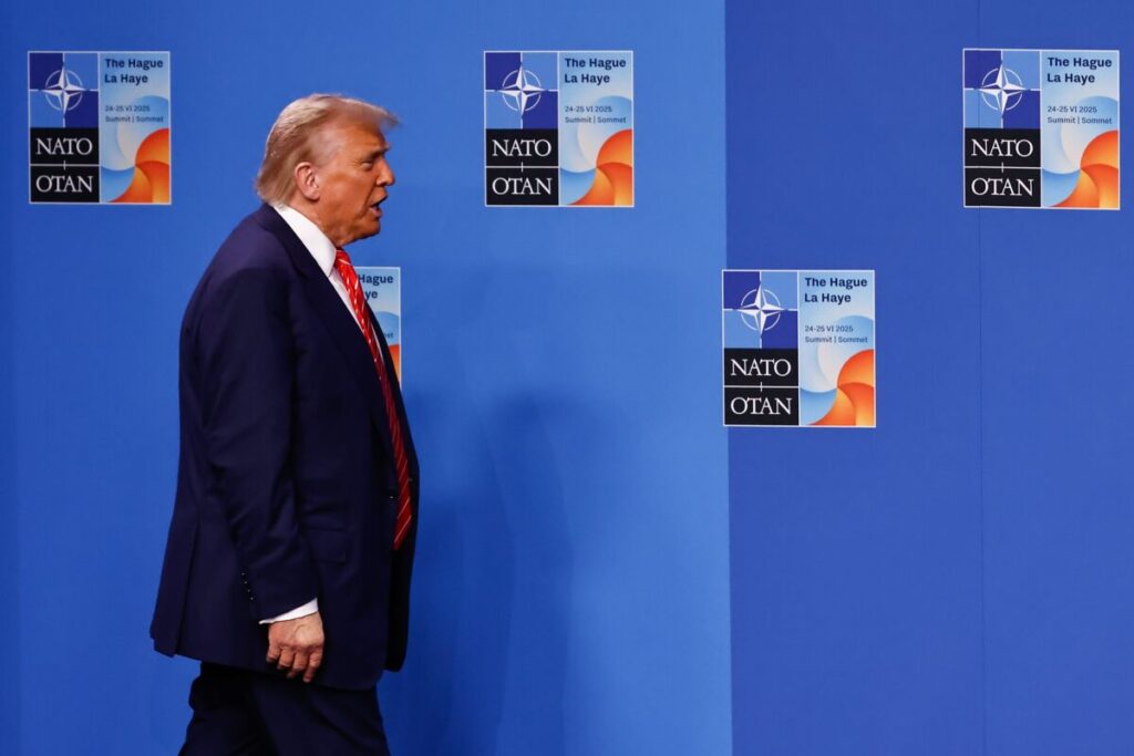 トランプ氏、ＮＡＴＯの集団的防衛義務への支持表明－欧州に安堵 - Bloomberg
