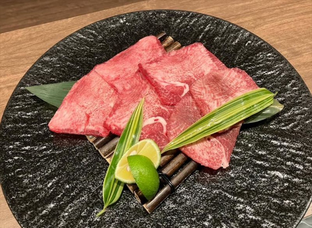 群馬のブランド米を厳選の肉料理で味わう　「焼肉と炊きたて米 肉日和」が群馬・前橋市にオープン