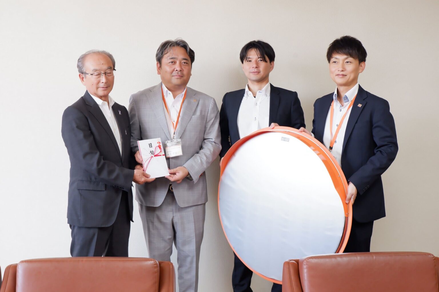 株式会社カーサービス山形 - 山形県天童市の交通保全に貢献～地域に根差した「カイゼン委員会」の活動としてカーブミラーを贈呈 | 株式会社カーサービス山形のプレスリリース