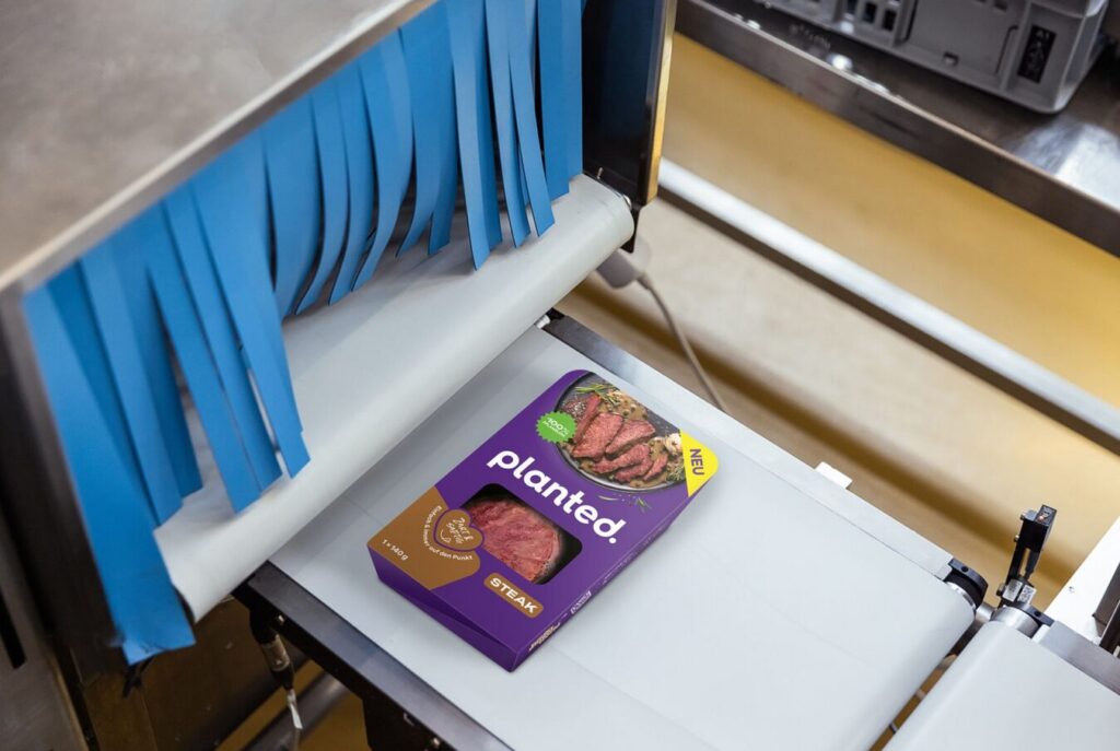 スイスのPlanted、ドイツに新工場開設｜需要増の「Planted.steak」対応で生産能力2倍に | Foovo -フードテックニュースの専門メディア-