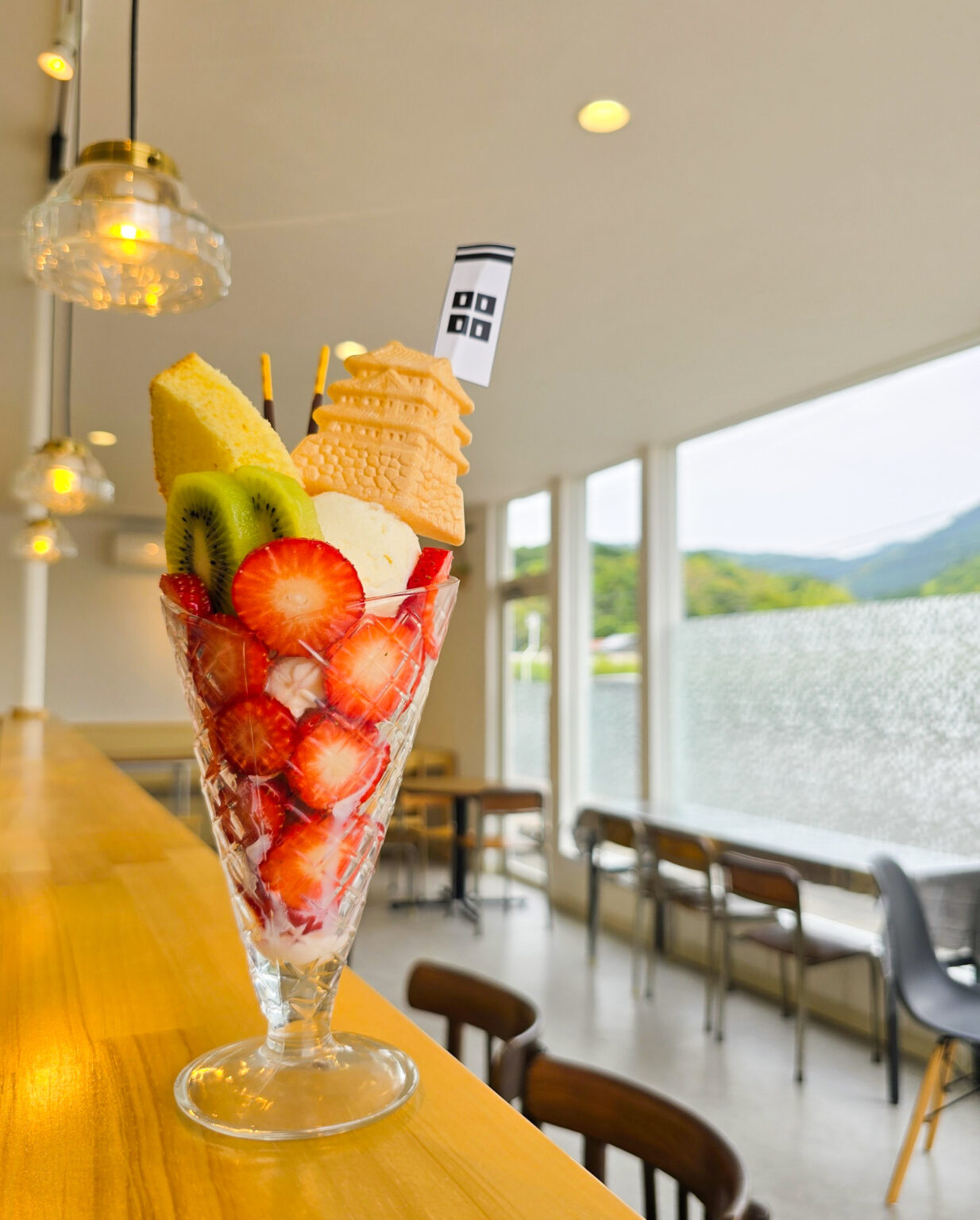 [オープン］ユニークな店名で話題「サムライの昼寝」メニューは”難攻不落富田城パフェ”など | 鳥取マガジン