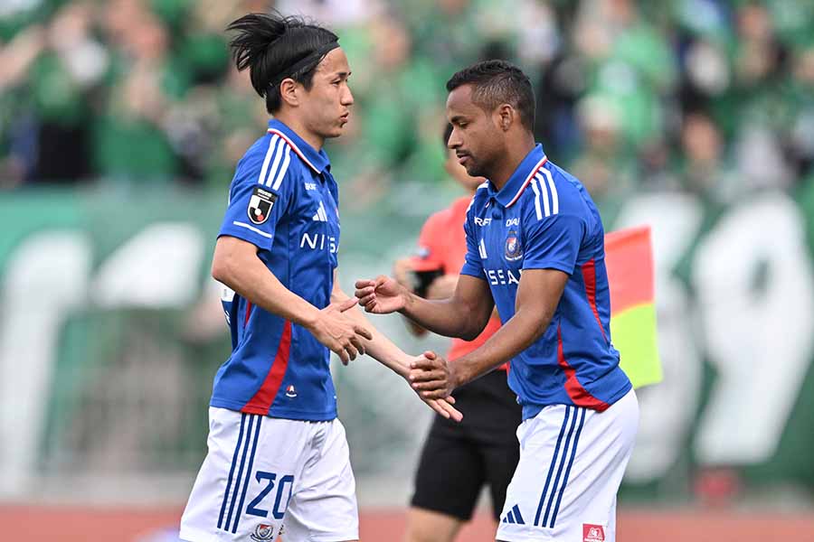 「出場時間が長いとゴールを決める確率は上がる。大島監督の初勝利は近い。我々は近い未来、勝ち点3を取れると信じている」（エウベル）他 [湘南戦後コメント] - タグマ！