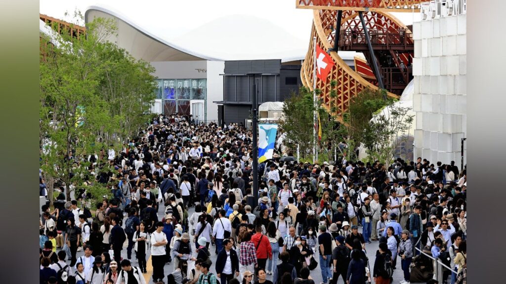 大阪万博:万博来場者が最多１６万２０００人、５月３１日…初の１５万人超 - 読売新聞オンライン