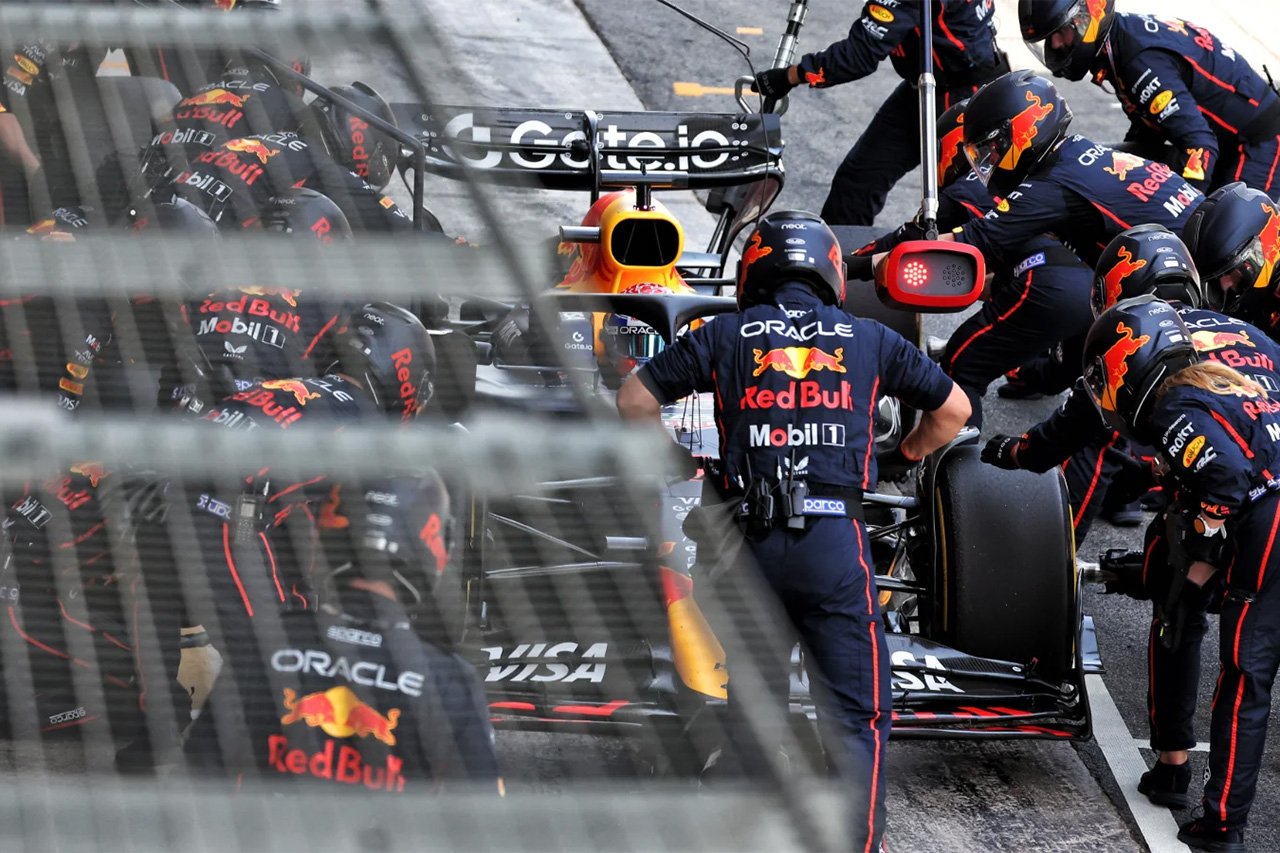 F1スペインGP：ホーナーが語るハードタイヤの誤算とフェルスタッペンの失速
