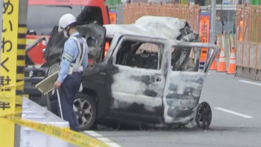 【速報】車2台が衝突し炎上 1人心肺停止 名古屋高速の高架下 名古屋・中川区　（CBCテレビ） - Yahoo!ニュース