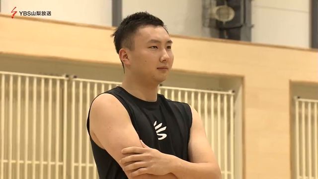「高校は一番大事な時期」バスケ富永選手が生徒を激励 高校時代の恩師を訪問 山梨（YBS山梨放送） - Yahoo!ニュース