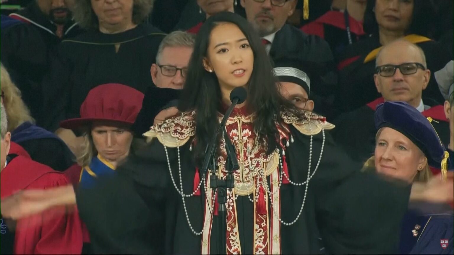 ハーバード大学の卒業演説に潜む習近平国家主席の影 トランプ大統領が「破壊者」だとすれば、その「敵」の習氏と手を組むべきなのか （FNNプライムオンライン） - Yahoo!ニュース