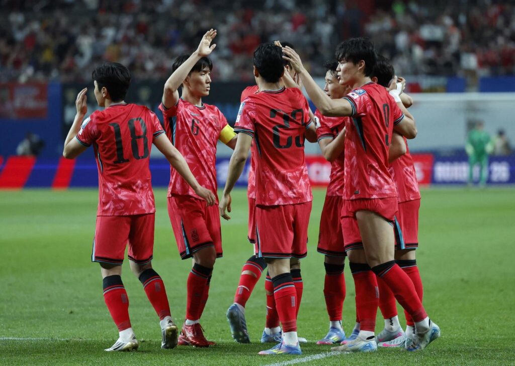 【Ｗ杯予選】韓国メディア「４ゴールの大勝で本戦進出を“自祝”」アジア唯一の無敗突破に歓喜（日刊スポーツ） - Yahoo!ニュース - Yahoo!ニュース