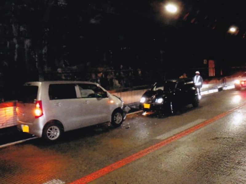 中央自動車道で逆走車が衝突事故 ２人けが 岐阜県中津川市（ぎふチャンDIGITAL） - Yahoo!ニュース - Yahoo!ニュース