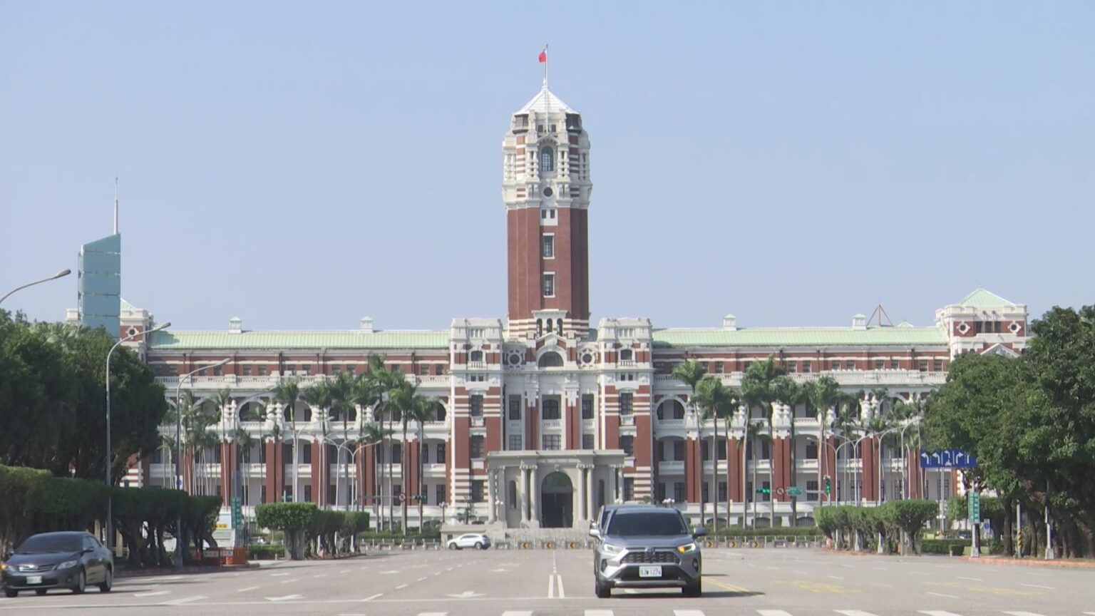 台湾与党・民進党の元党員4人を起訴　総統府元職員や外交部長元秘書も　頼清徳総統の外遊に関する情報も中国に漏洩か（TBS NEWS DIG Powered by JNN）