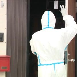 【続報】「殴られてずっと泣いていた」従業員とみられる男性が暴行を受けて死亡…傷害容疑で逮捕の男は男性を“数時間放置”「息をしていない」と自ら通報…酒飲んだ状態で暴行か＜北海道森町・暴行死事件 - Yahoo!ニュース