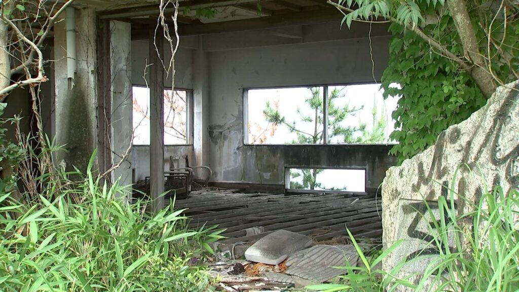 山中の廃屋 “心霊スポット” で奈良県の男性（19）が遺体で見つかる　うつぶせで頭に出血などがあり警察で捜査【香川・さぬき市】（RSK山陽放送） - Yahoo!ニュース