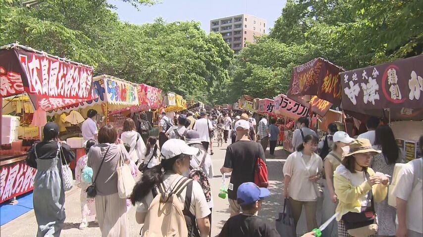 「あとチョコバナナとか食べたいです」…「札幌まつり」で知られる北海道神宮例祭はじまる 札幌・中島公園（HTB北海道ニュース） - Yahoo!ニュース - Yahoo!ニュース