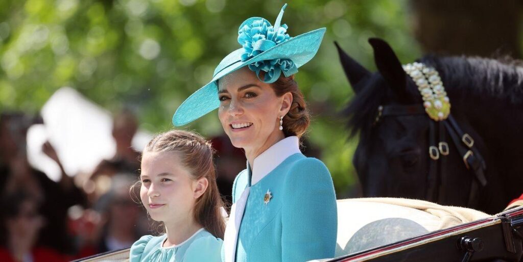英国王室の伝統行事「トゥルーピング・ザ・カラー2025」を最速レポート。キャサリン皇太子妃やルイ王子の表情は？（ELLE DIGITAL） - Yahoo!ニュース - Yahoo!ニュース