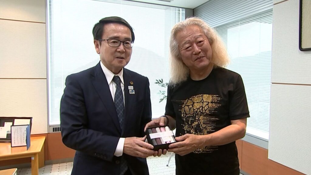 坂出市出身の “爆風スランプ” ファンキー末吉さんが知事表敬　香川県の魅力を世界へ発信【香川】（RSK山陽放送） - Yahoo!ニュース