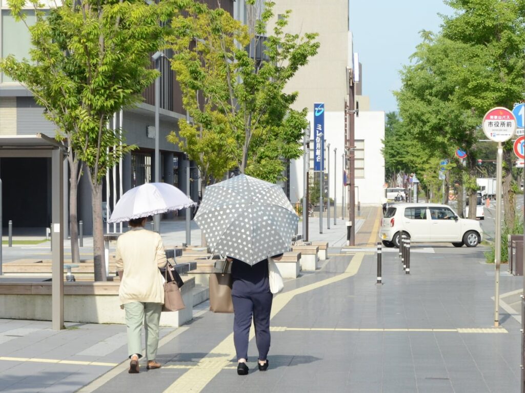 和歌山に今季初の「熱中症警戒アラート」 県内各地で30度超えの真夏日、注意呼び掛け（産経新聞） - Yahoo!ニュース - Yahoo!ニュース