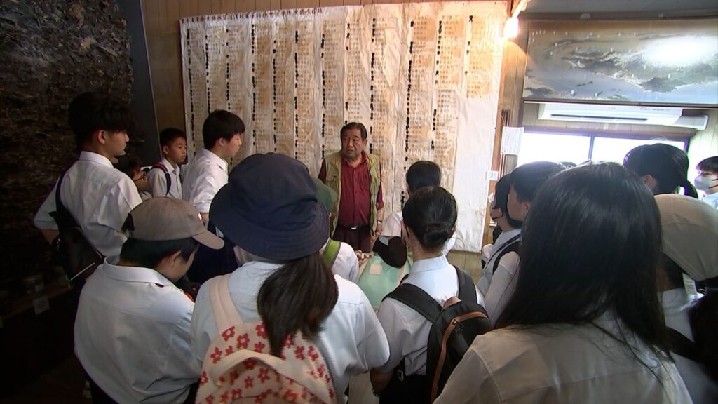 国内最大規模の産廃不法投棄現場 香川県の豊島を中学生が訪れる「すべてのものは豊島の外から来た」（RSK山陽放送） - Yahoo!ニュース - Yahoo!ニュース