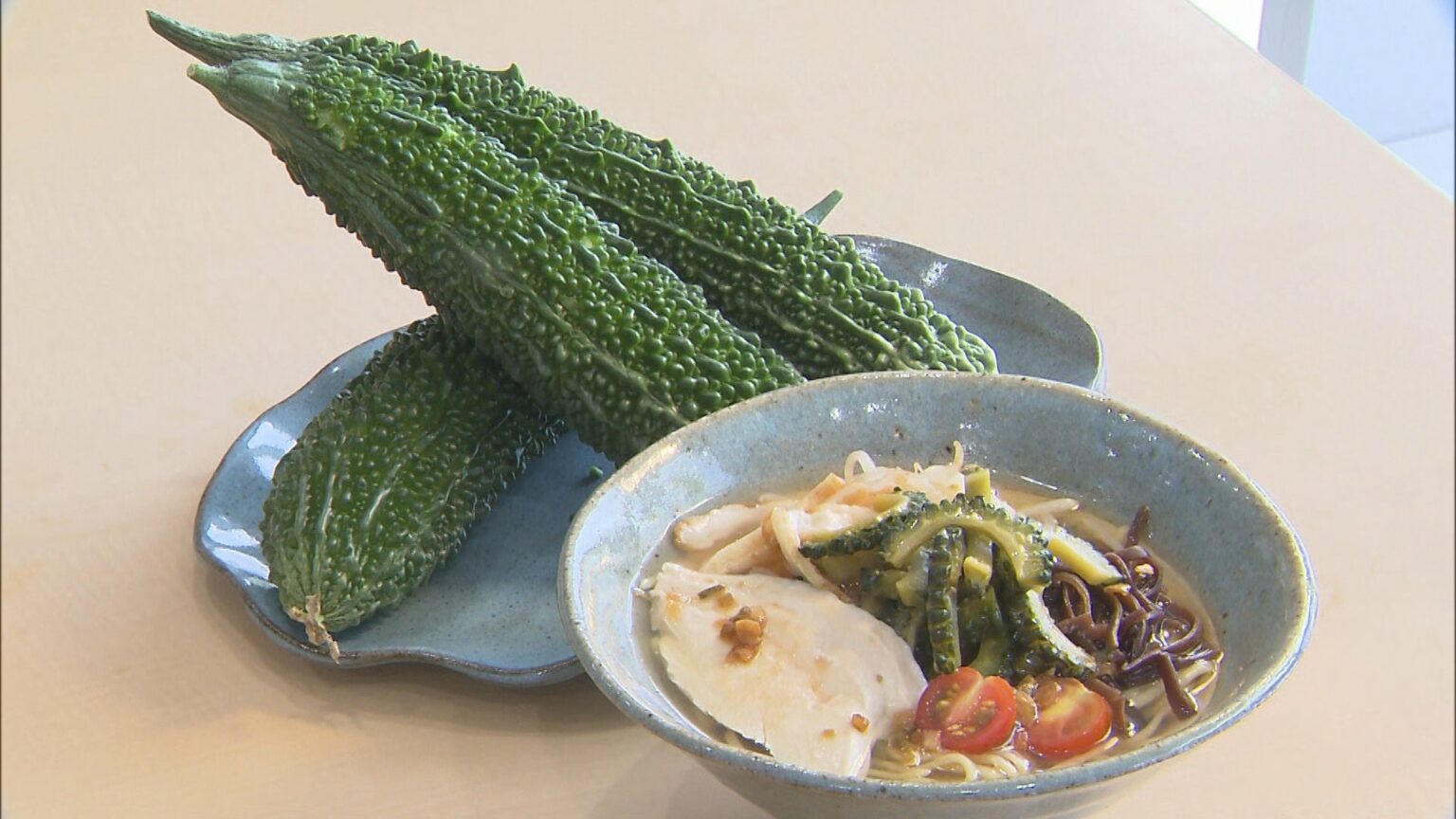 夏野菜ゴーヤーたっぷり あっさり鶏がらスープの冷やしちゃんぽん　生産者の思いは（NBC長崎放送） - Yahoo!ニュース