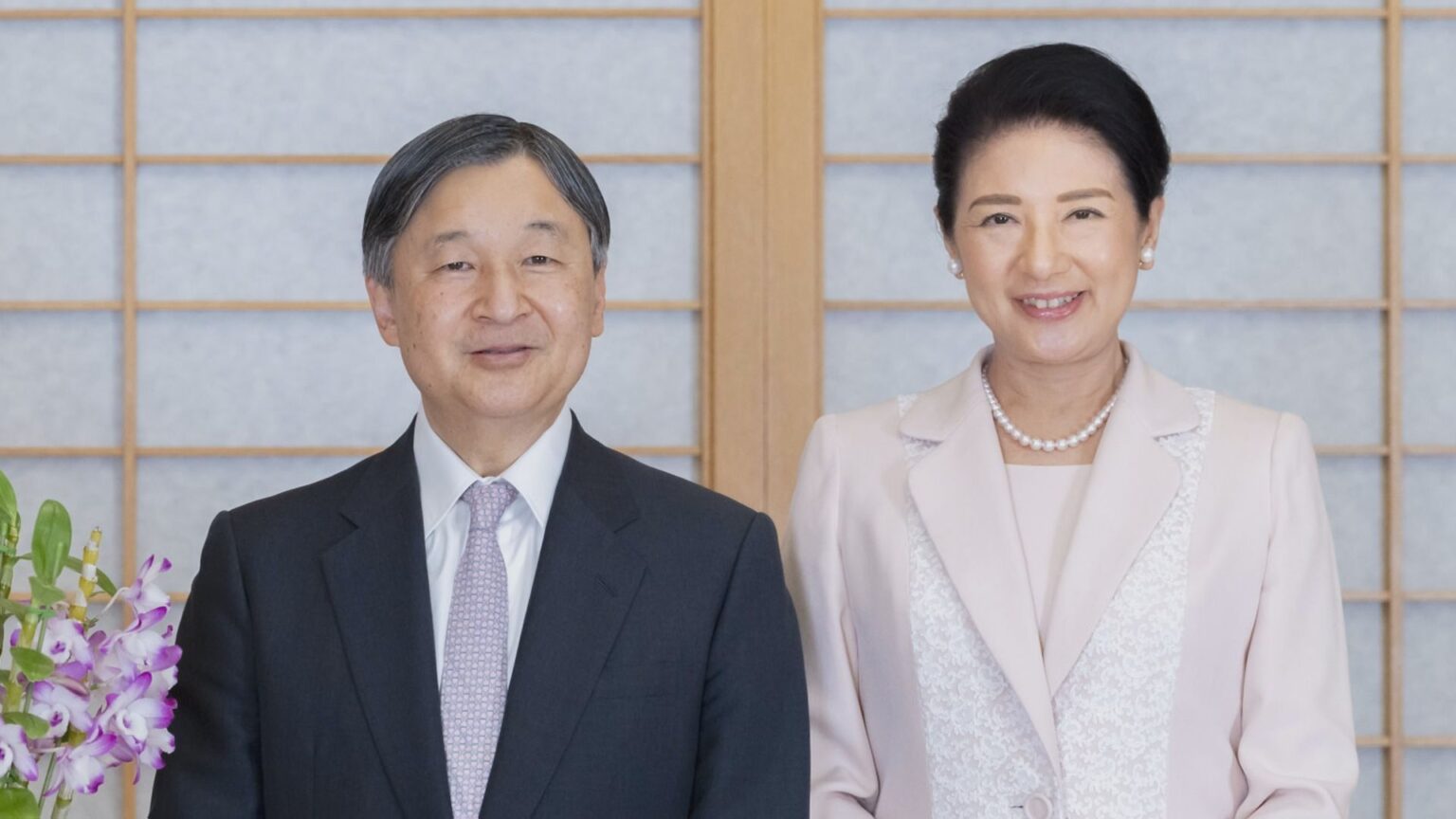 【速報】天皇皇后両陛下が広島訪問へ羽田空港を出発　戦後80年にあたり「原爆死没者慰霊碑」に献花・被爆者とも懇談へ（TBS NEWS DIG Powered by JNN）
