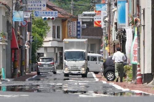 鳥取36.5度、川本（島根）36.3度…全国トップ３の猛暑日 山陰の６地点、６月の観測史上最高を更新 島根県、今季初の「熱中症警戒アラート」発令 ＪＲ木次線、レール温度上昇で約５時間運転見合わせ（山陰中央新報） - Yahoo!ニュース - Yahoo!ニュース