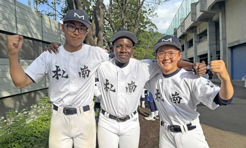 北海道屈指の進学校・札幌南　25年ぶり夏甲子園に大勝発進　“魚雷バット”導入、甲子園モデルユニも復活 - スポニチ Sponichi Annex 野球